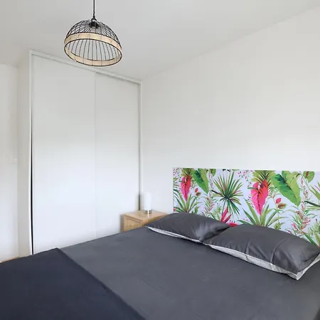 Bosquets 2 Pieces Balcon By Interhome شقة لي سابلِ دولونْ